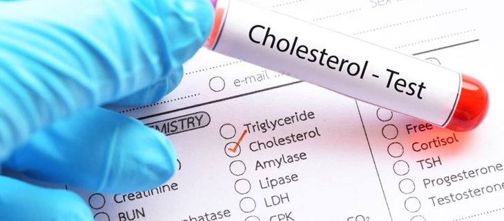 Colesterolo troppo basso: rischi per la salute associati all’ipocolesterolemia